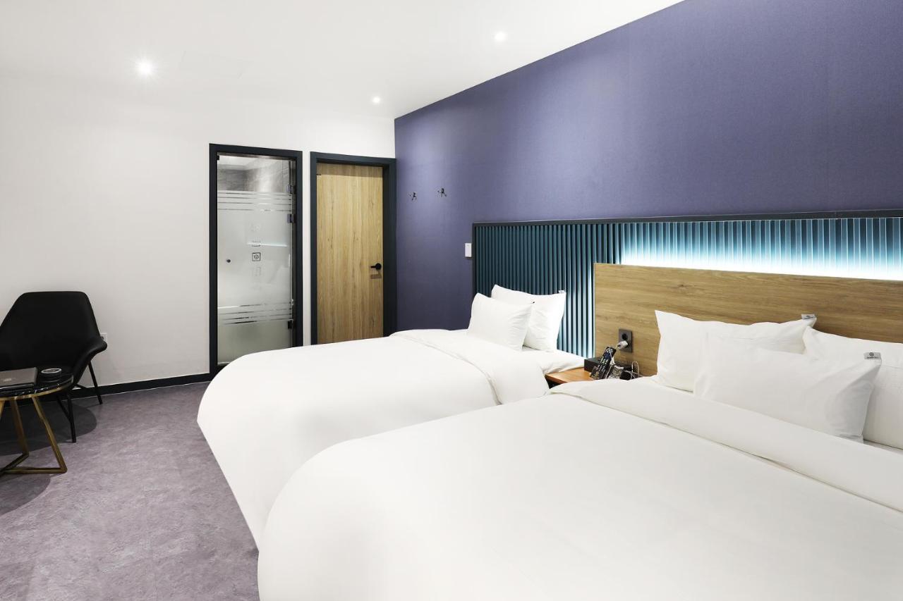 Mariposa Hotel Songtan Pyeongtaek Exterior photo
